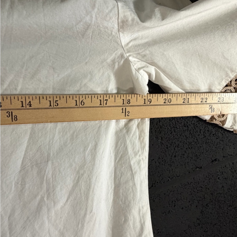 Talbots White Tunic with Tan embroidered cutout Accents - Picture 13 of 15
